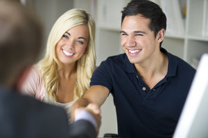 couple getting financial advice